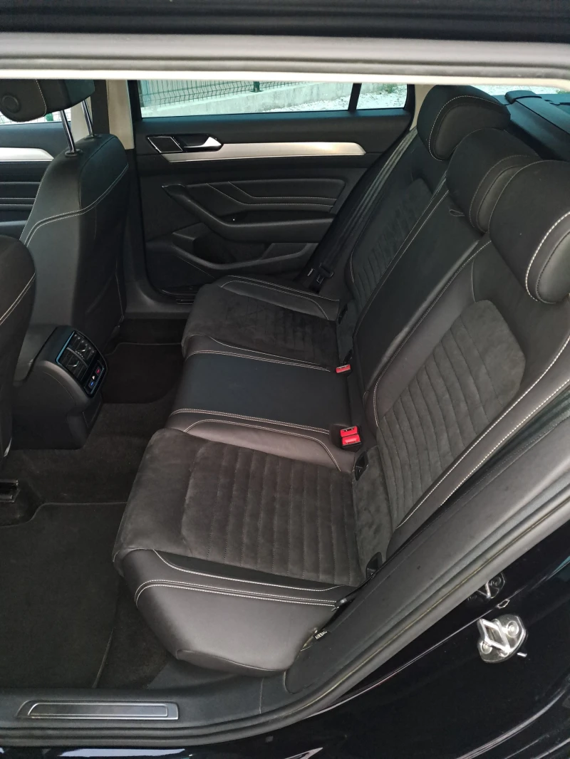VW Passat 2.0TDi 150к.с Elegance DSG, снимка 12 - Автомобили и джипове - 52153917