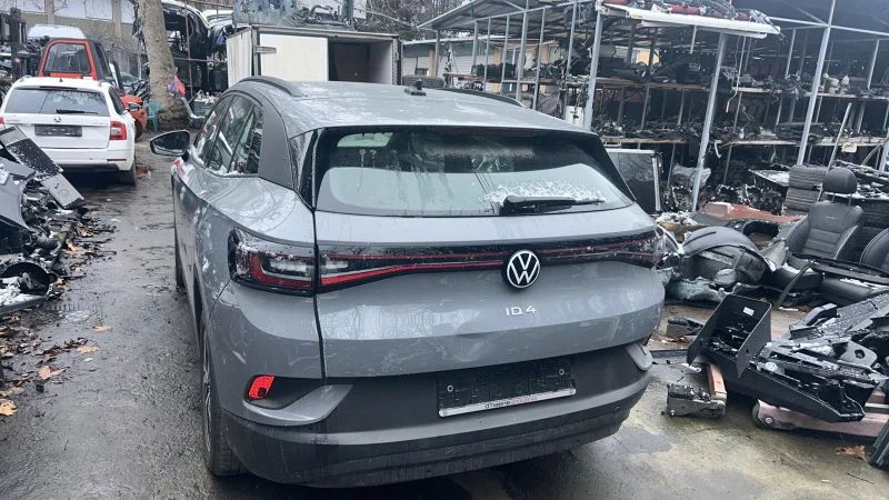VW ID.4, снимка 4 - Автомобили и джипове - 53171304