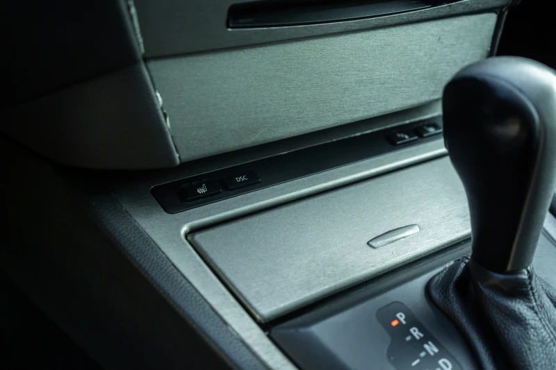 BMW 645 Ci, снимка 10 - Автомобили и джипове - 53187110