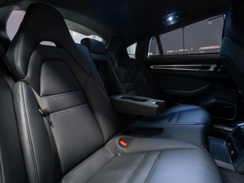 Porsche Panamera Turbo S E Hybrid* FACE* BOSE* Обдухв* Lift* HUD* 3, снимка 11 - Автомобили и джипове - 53258529