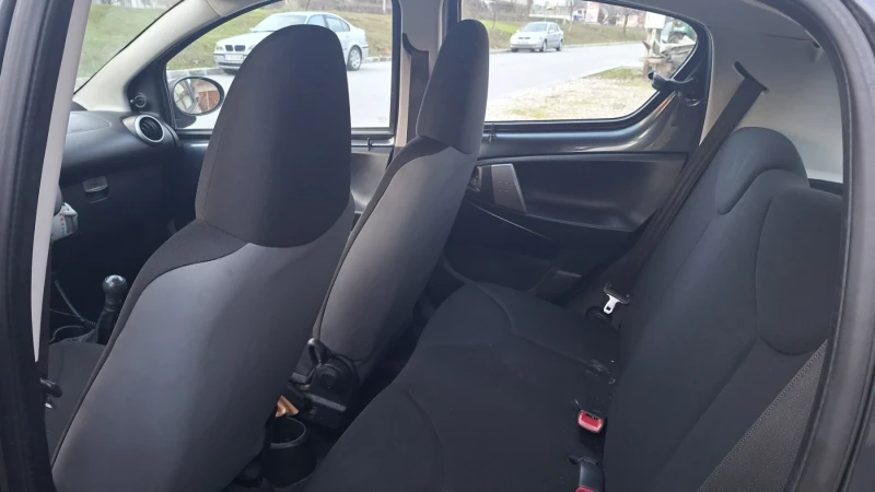 Toyota Aygo, снимка 6 - Автомобили и джипове - 53273159