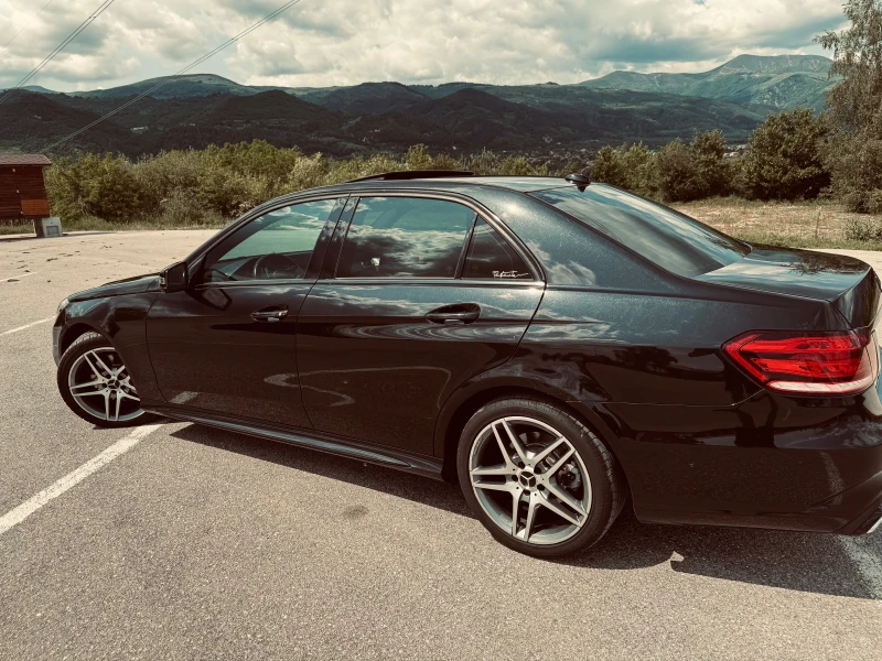 Mercedes-Benz E 220 AMG LINE 9 G-TRONIC, снимка 9 - Автомобили и джипове - 53582315