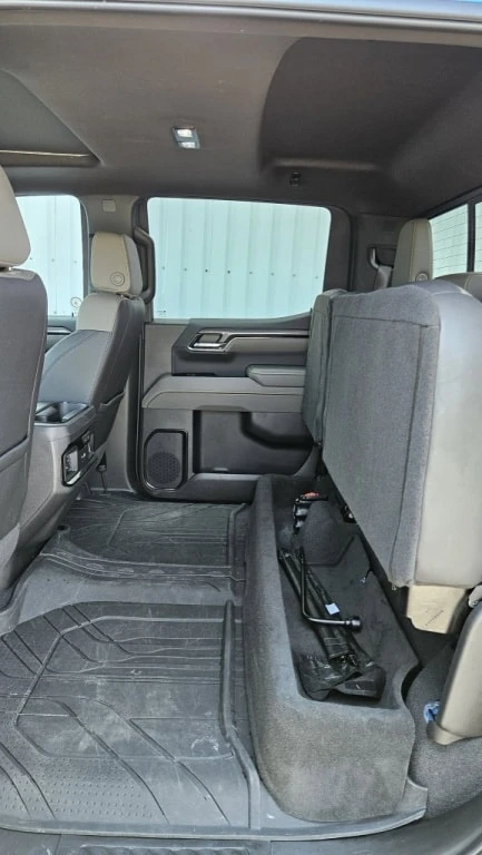 Chevrolet Silverado * ZR2 * АВТОКРЕДИТ БЕЗ ПЪРВОНАЧАЛНА ВНОСКА* , снимка 14 - Автомобили и джипове - 55888410