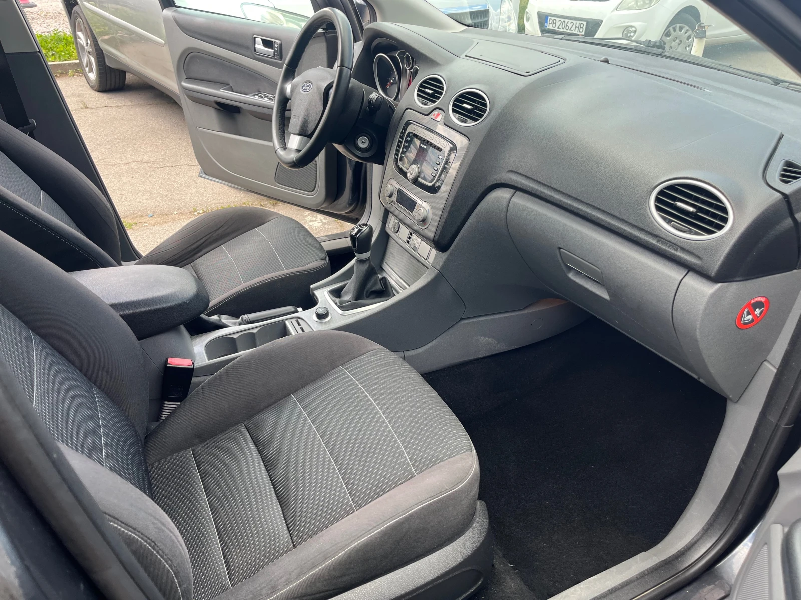 Ford Focus 2.0I Бензин Газ  - изображение 8