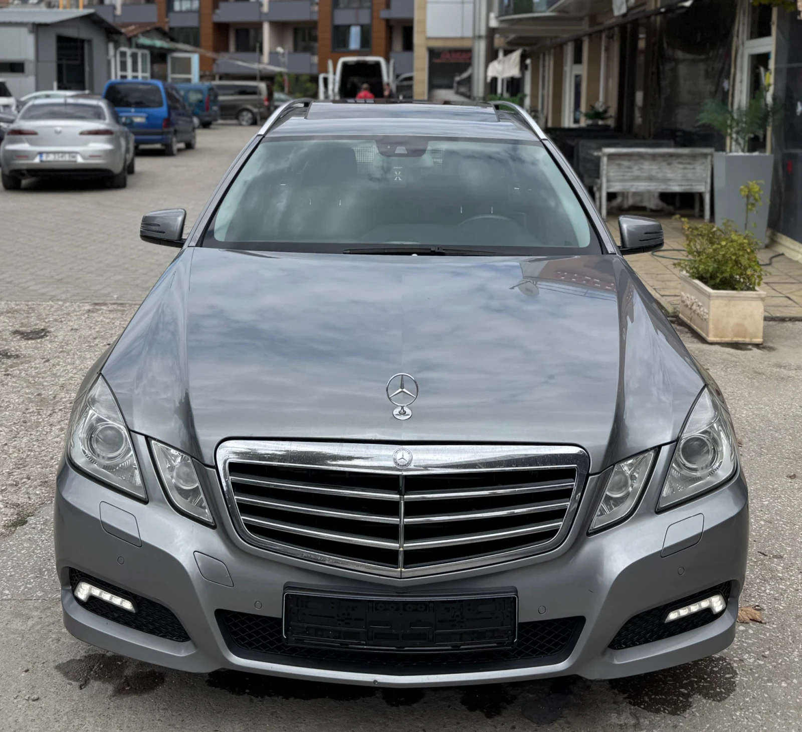 Mercedes-Benz E 300 * CDI * V6 * 7G-Tronic * AVANTGARDE *  - изображение 2