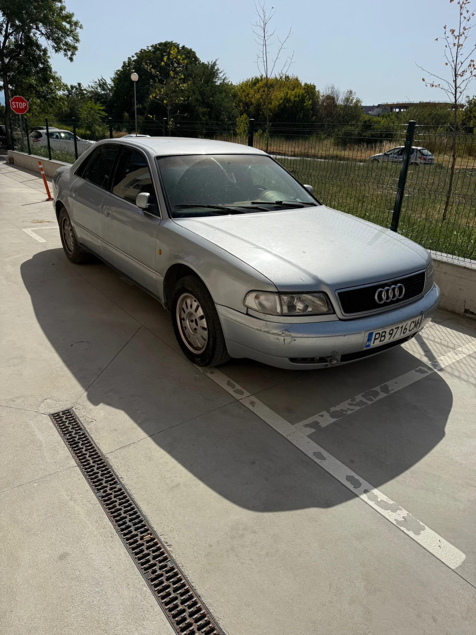 Audi A8 2.8 193к.с. - изображение 10