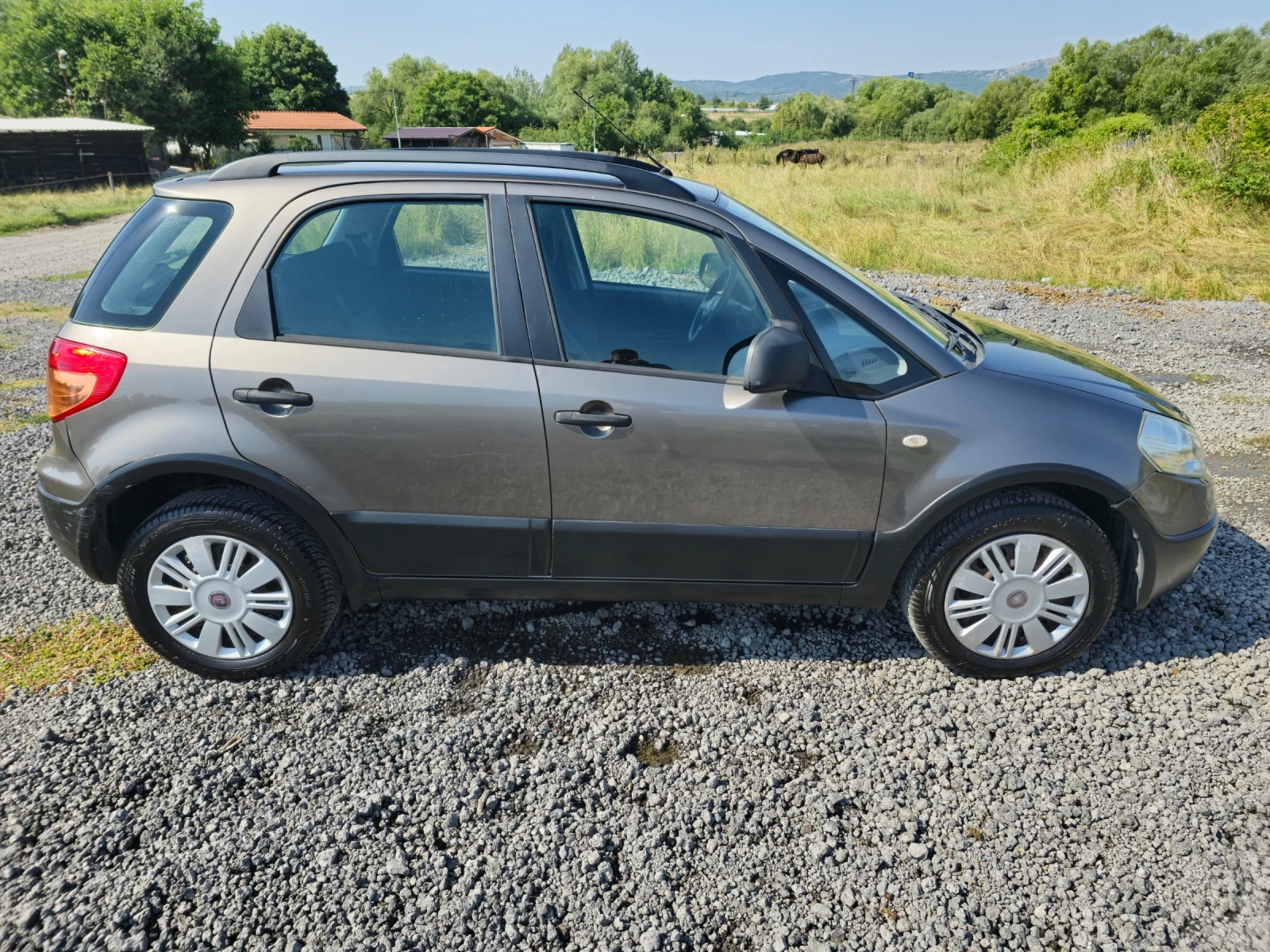Fiat Sedici 4x4 2.0Multi jet Euro 5 - изображение 4