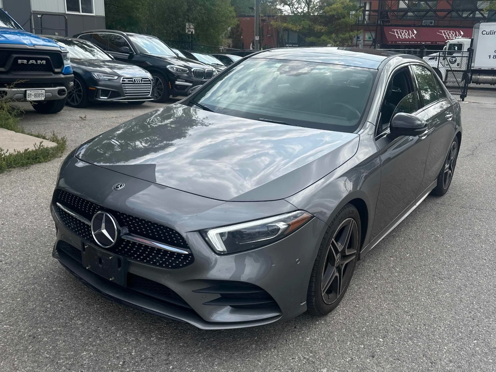 Mercedes-Benz A 220 Distronic/360 ///night pack | Mobile.bg   1