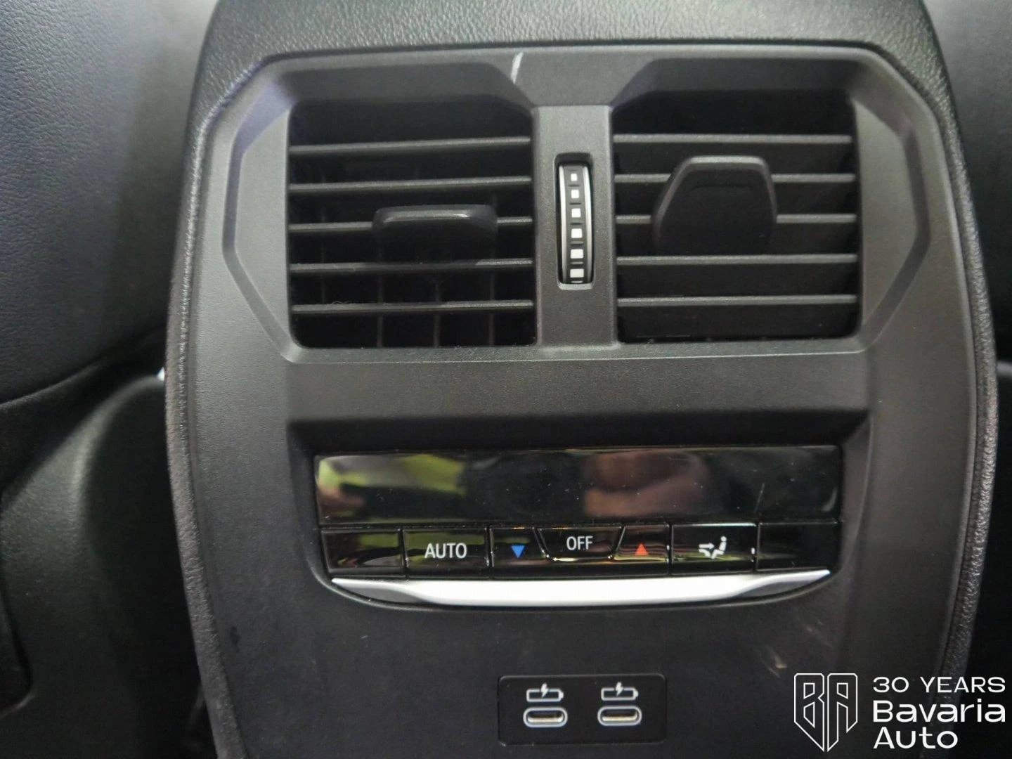 BMW 330 e Touring M Sport Paket Sportautomatic | Mobile.bg   15