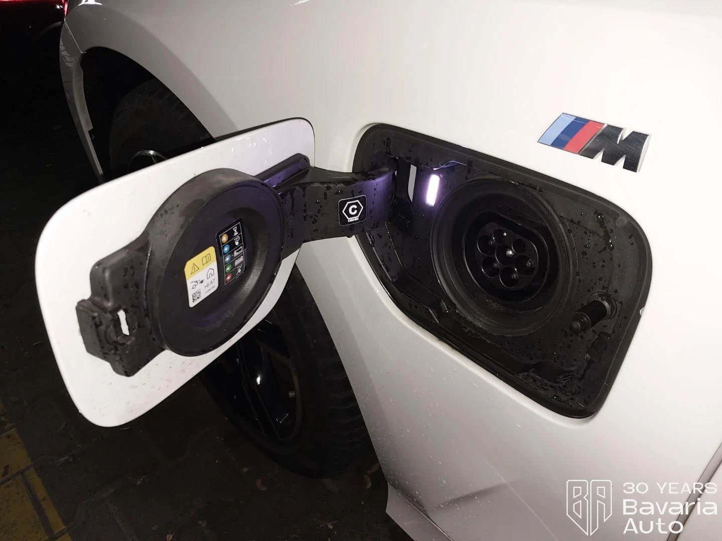 BMW 330 e Touring M Sport Paket Sportautomatic | Mobile.bg   12