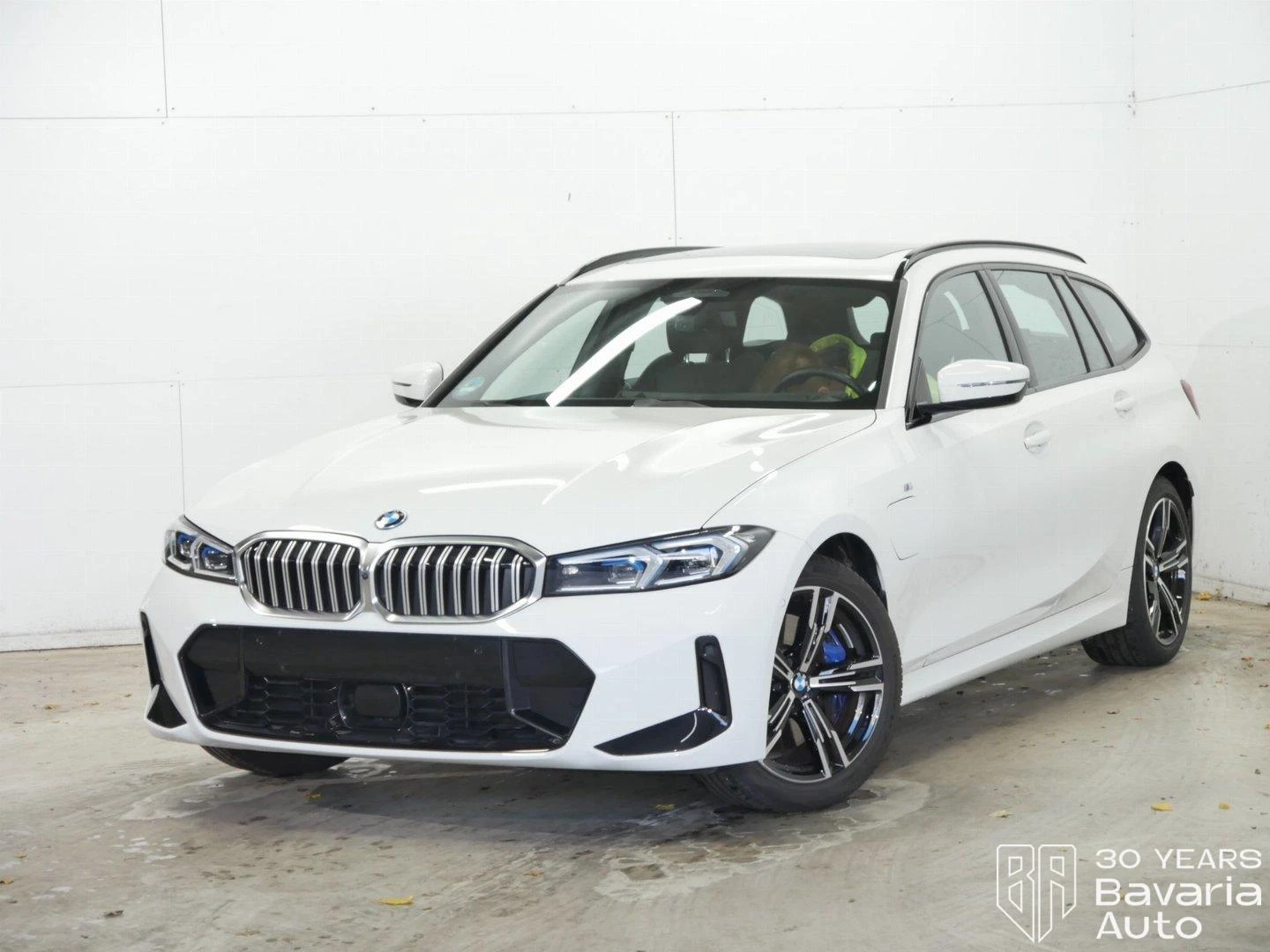 BMW 330 e Touring M Sport Paket Sportautomatic | Mobile.bg   1
