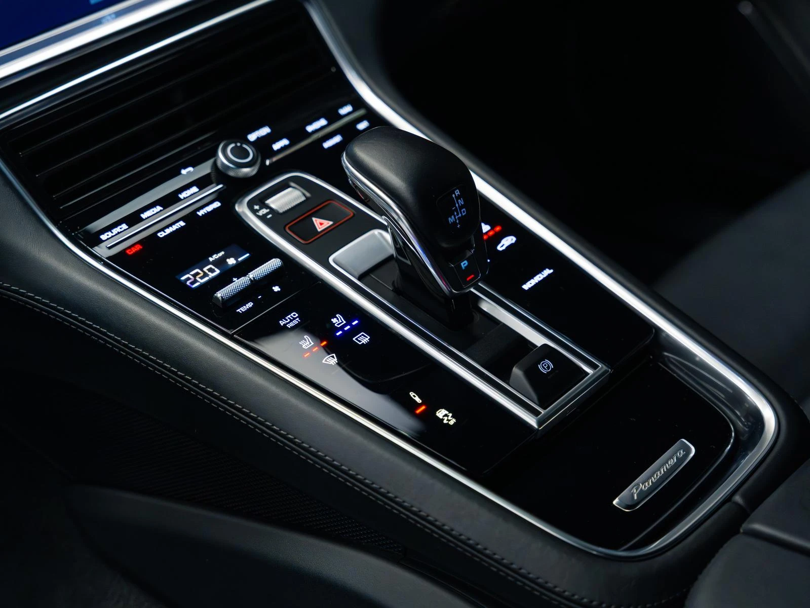 Porsche Panamera Turbo S E Hybrid* FACE* BOSE* Обдухв* Lift* HUD* 3 - изображение 9