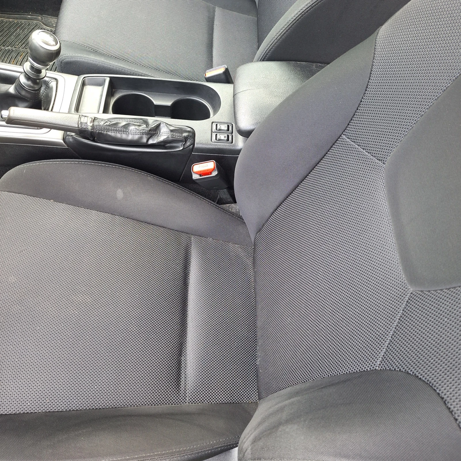 Subaru Impreza 2.0  TDI - изображение 9