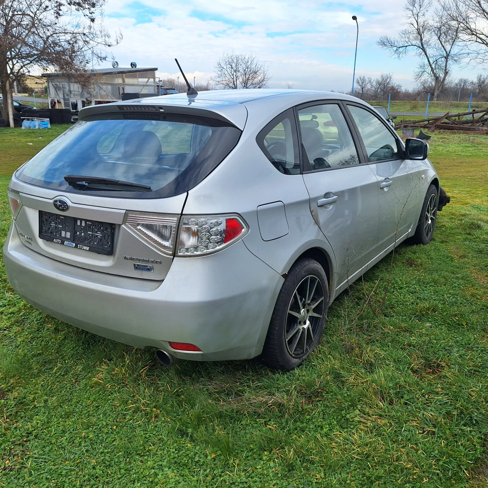 Subaru Impreza 2.0  TDI - изображение 3