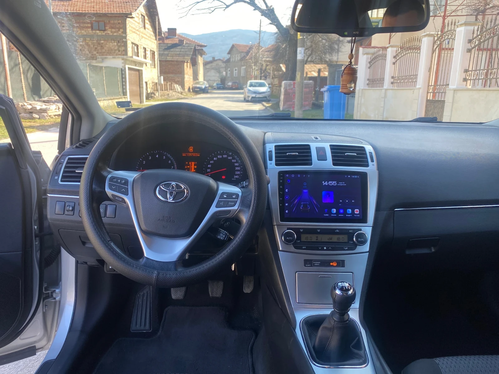 Toyota Avensis  - изображение 7