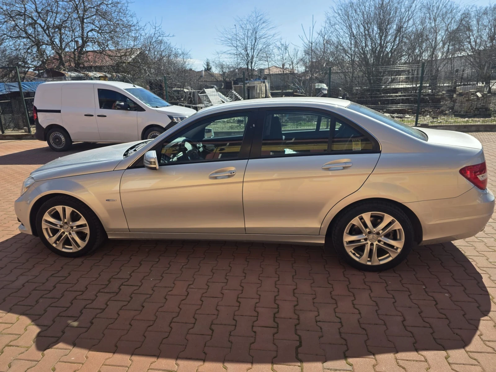 Mercedes-Benz C 200 FACELIFT 184к.с Темпомат!!!, снимка 12 - Автомобили и джипове - 53777036