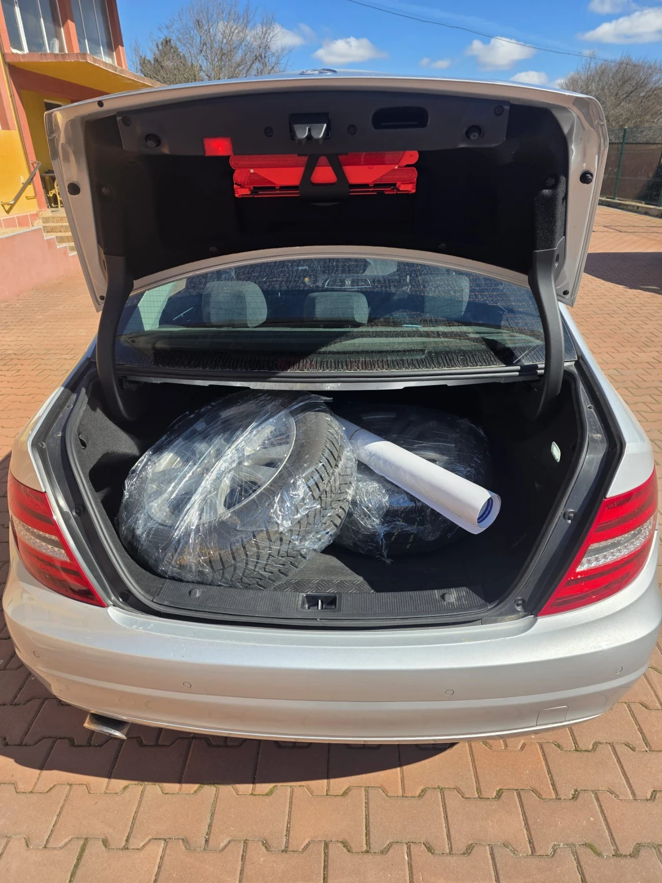 Mercedes-Benz C 200 FACELIFT 184к.с Темпомат!!!, снимка 10 - Автомобили и джипове - 53777036