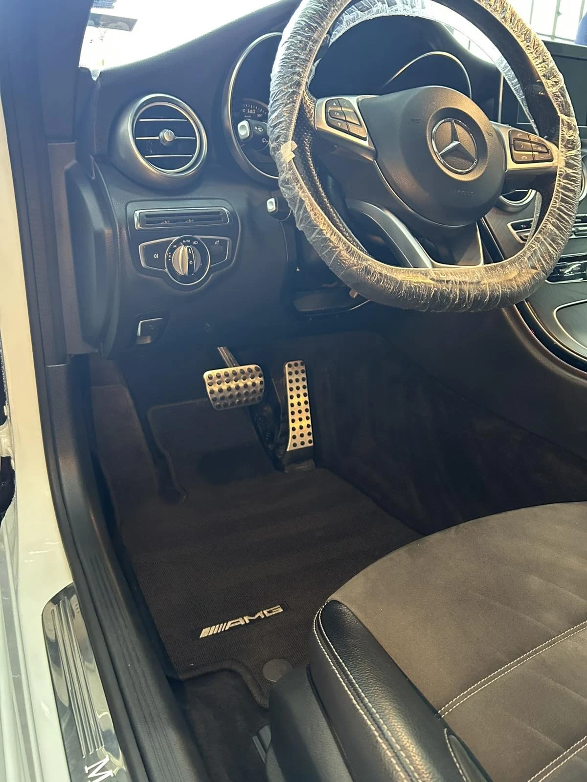 Mercedes-Benz C 220, снимка 9 - Автомобили и джипове - 53893026