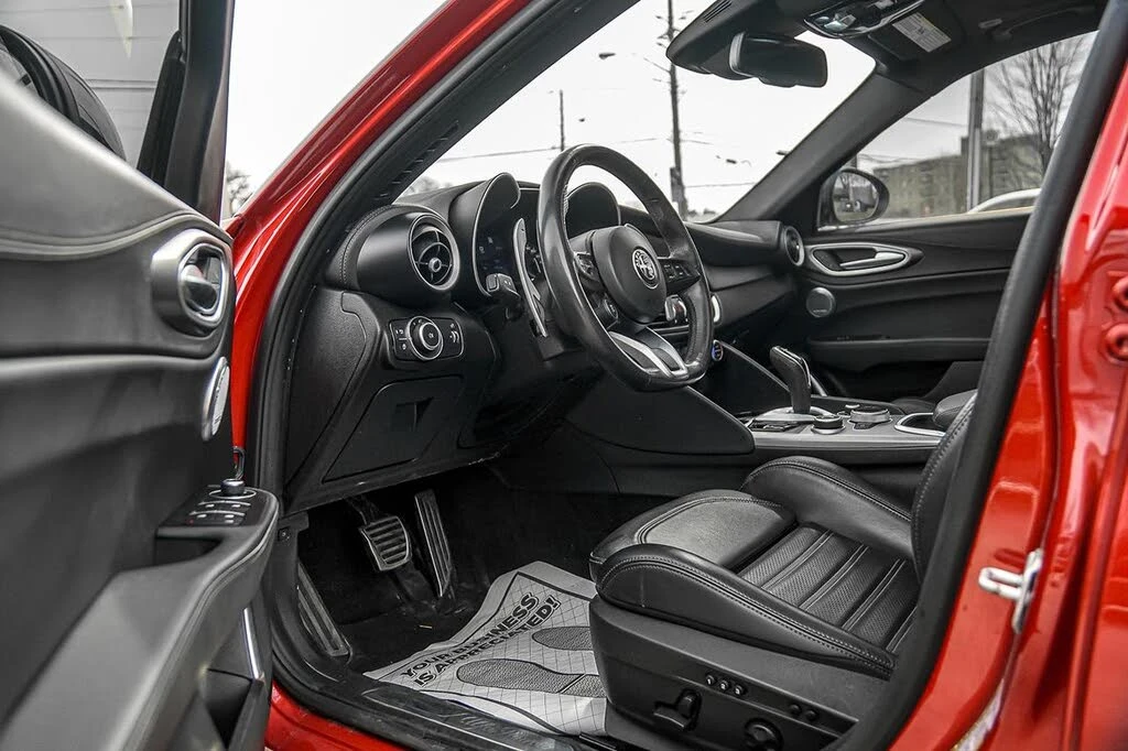 Alfa Romeo Giulia * VELOCE* AWD* КРАЙНА* ЦЕНА* , снимка 11 - Автомобили и джипове - 54019262