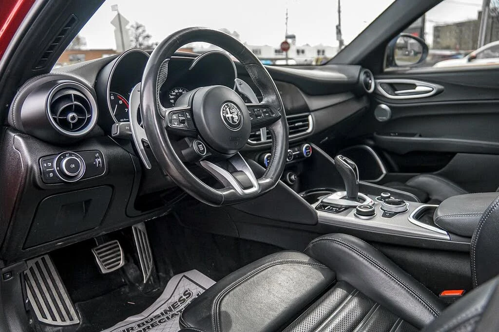 Alfa Romeo Giulia * VELOCE* AWD* КРАЙНА* ЦЕНА* , снимка 10 - Автомобили и джипове - 54019262