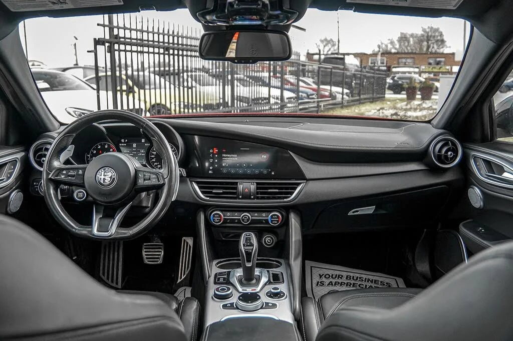 Alfa Romeo Giulia * VELOCE* AWD* КРАЙНА* ЦЕНА* , снимка 8 - Автомобили и джипове - 54019262