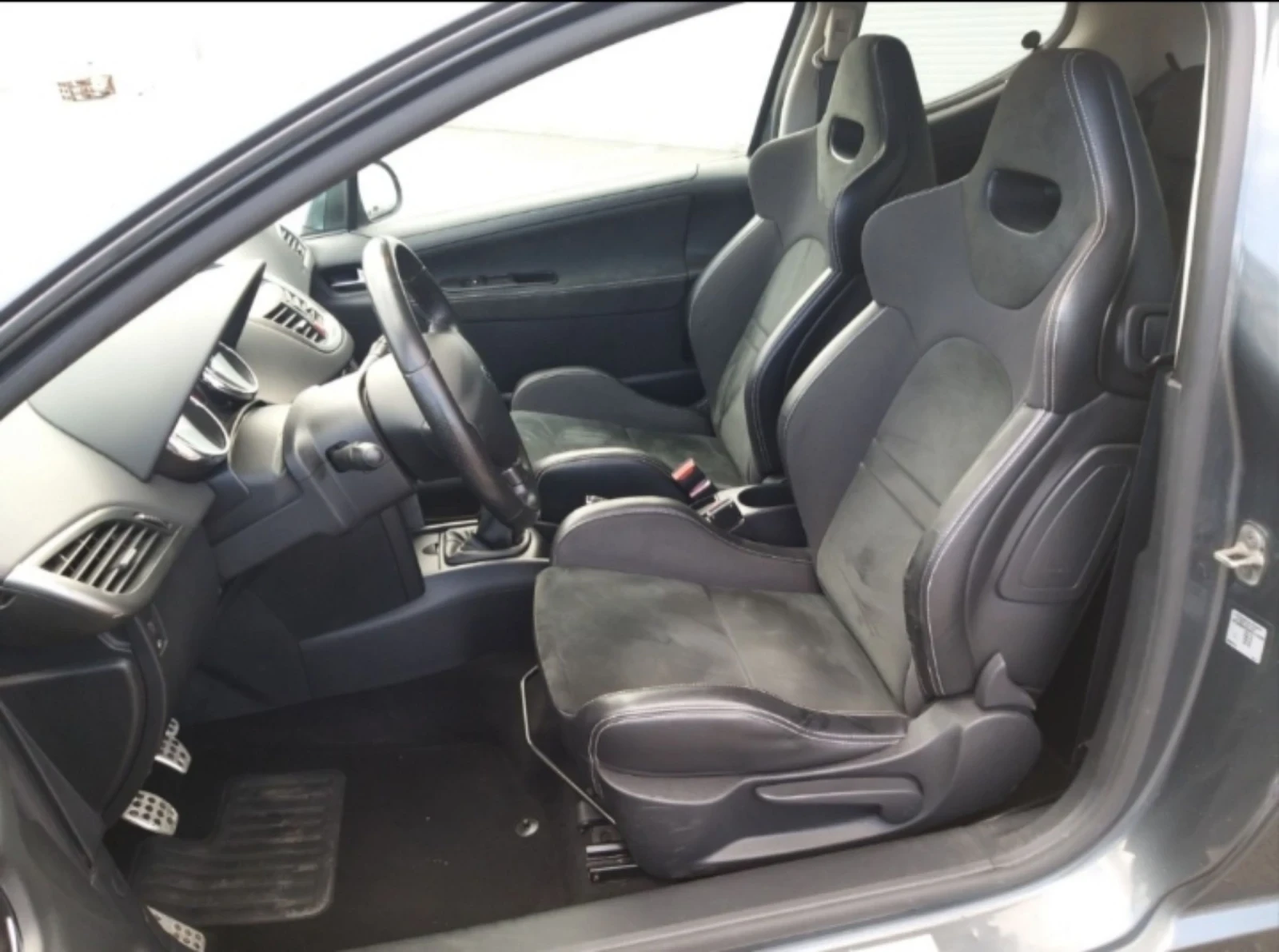 Peugeot 207 RC, снимка 9 - Автомобили и джипове - 54248122