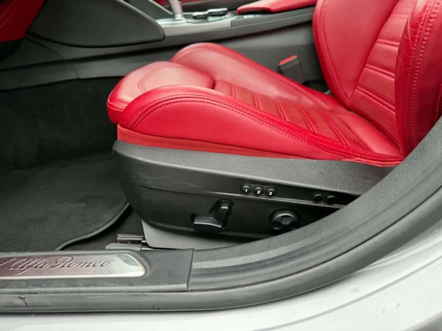 Alfa Romeo Giulia | Mobile.bg � ����������� 11