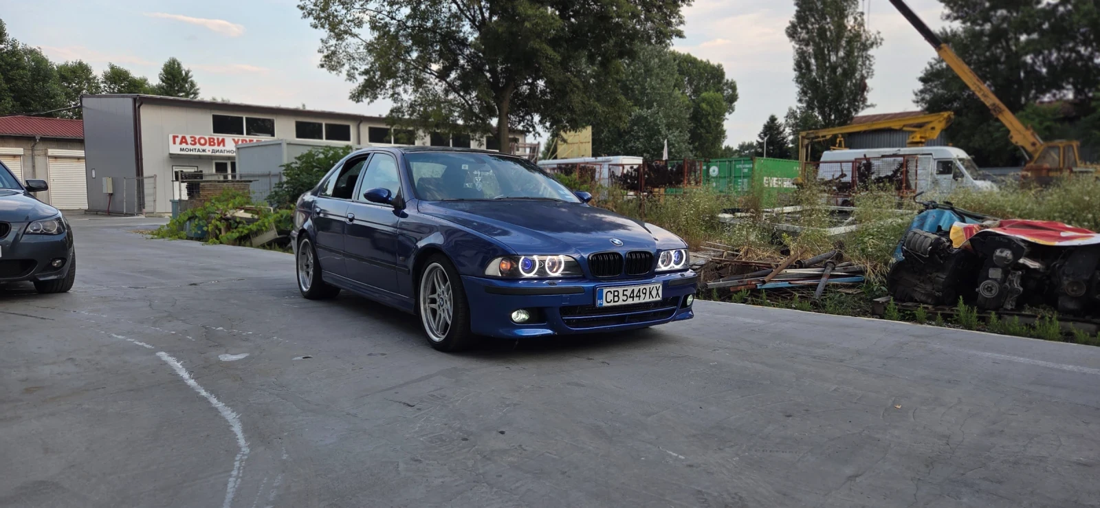 BMW 525