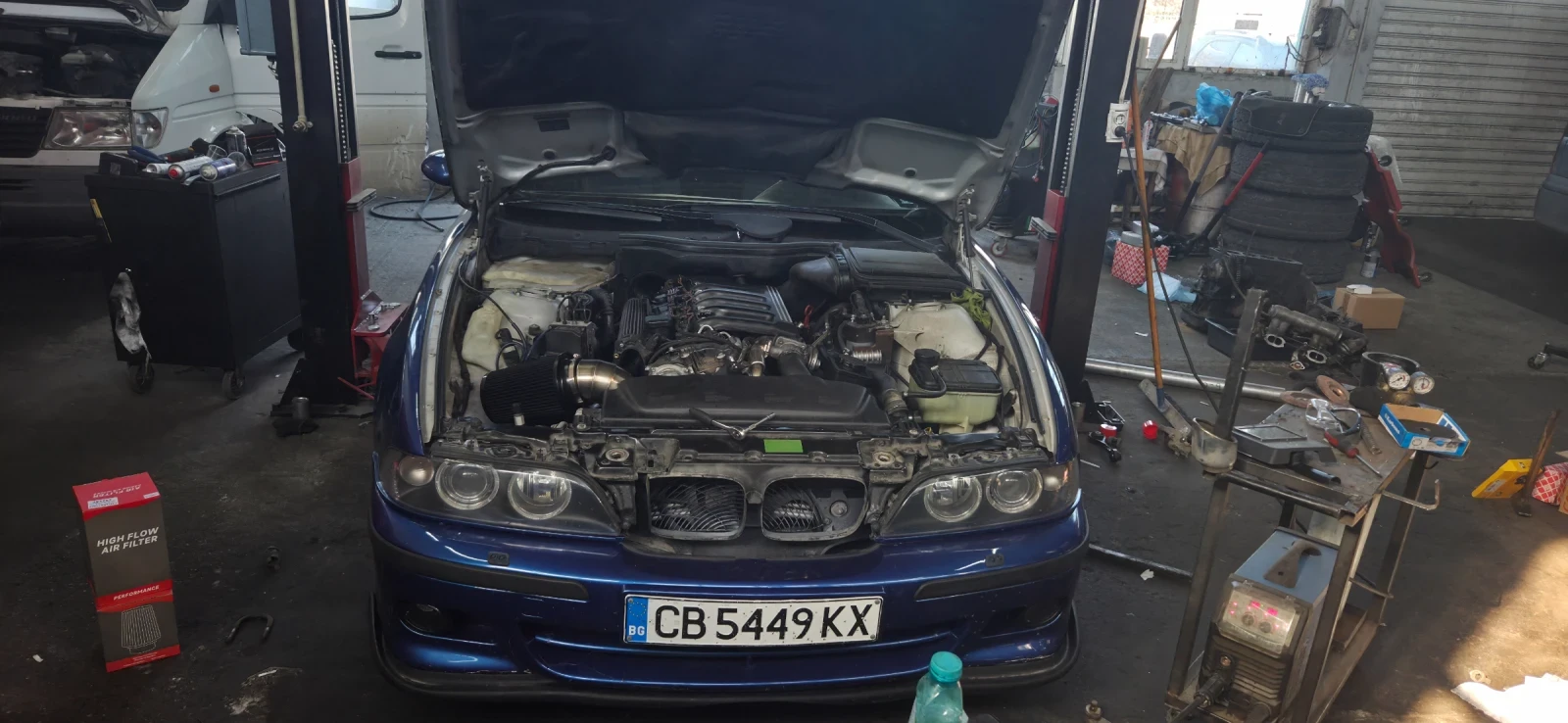 BMW 525, снимка 5 - Автомобили и джипове - 55330152