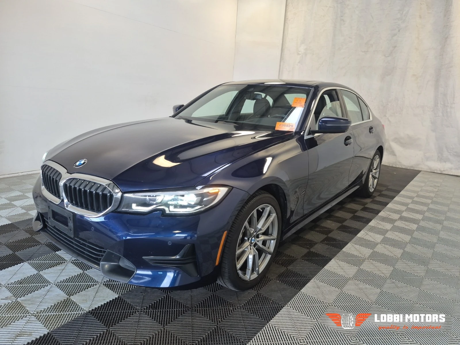 BMW 330