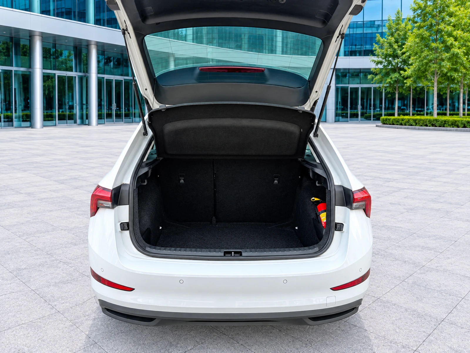Skoda Scala 1.0 TSI STYLE EDITION DIGITAL COCPIT, снимка 15 - Автомобили и джипове - 56196387