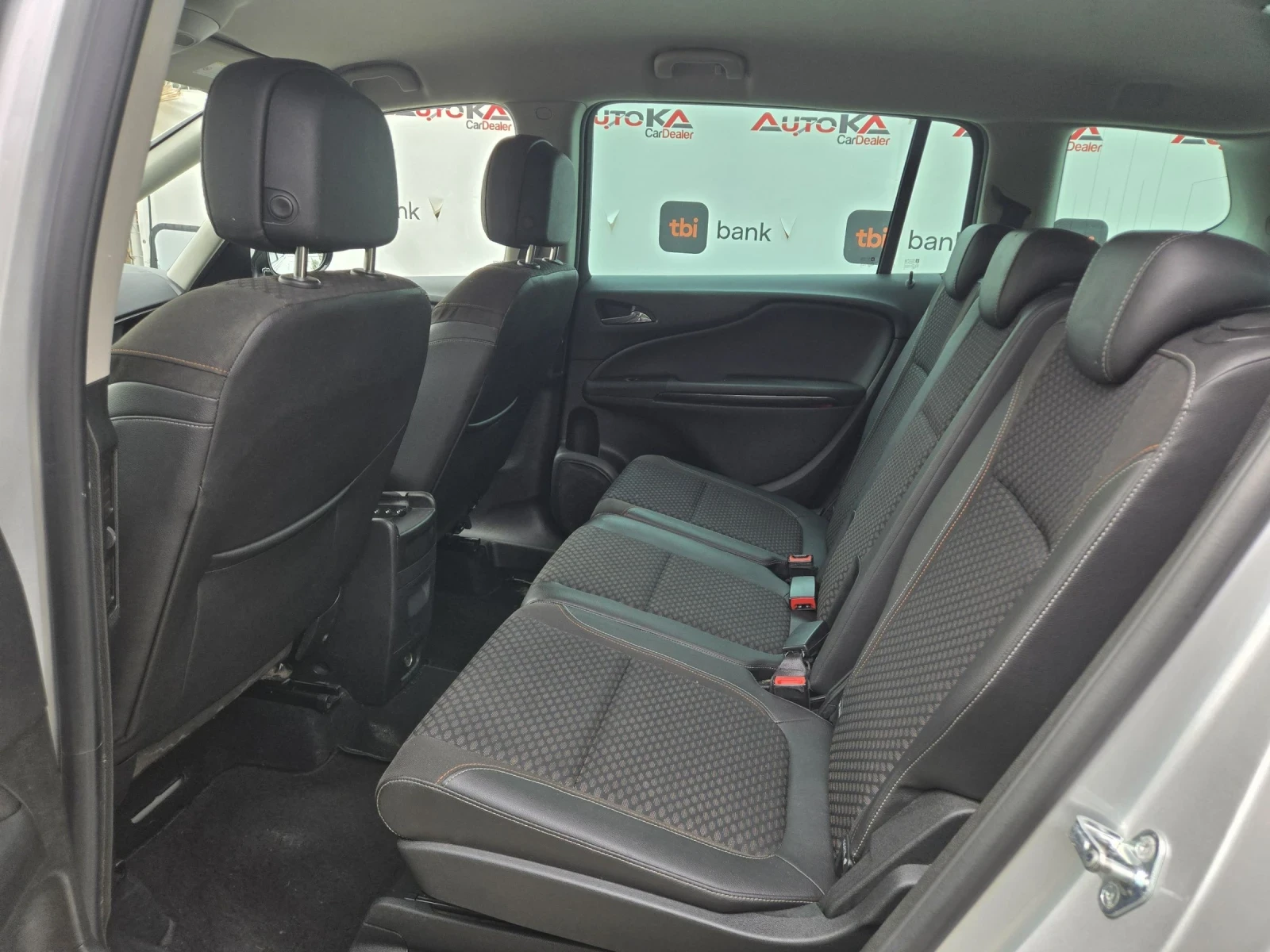 Opel Zafira 2.0CDTI-131кс= 7МЕСТА= АВТОМАТ= FACE= NAVI= EURO 6, снимка 9 - Автомобили и джипове - 56245170