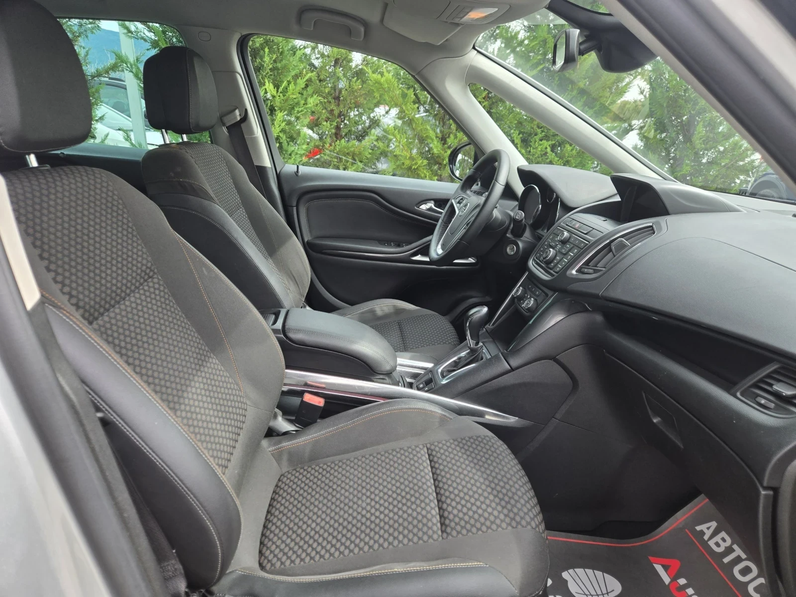 Opel Zafira 2.0CDTI-131кс= 7МЕСТА= АВТОМАТ= FACE= NAVI= EURO 6, снимка 14 - Автомобили и джипове - 56245170
