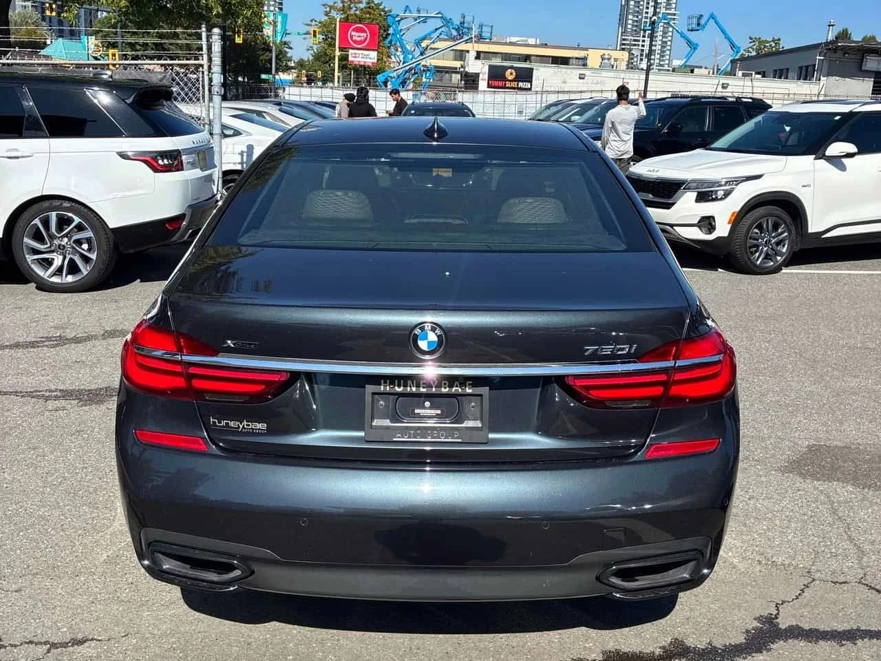 BMW 750, снимка 5 - Автомобили и джипове - 56690231