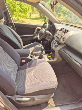 Обява за продажба на Toyota Rav4 2.2 D4D ~6 999 лв. - изображение 10