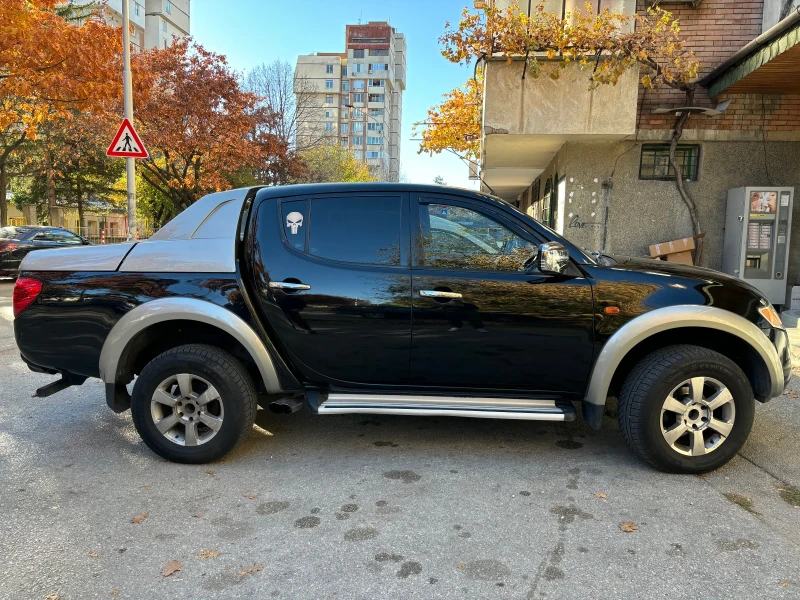 Mitsubishi L200 2.5 DI-D 4x4 / 180кс., снимка 4 - Автомобили и джипове - 47893223