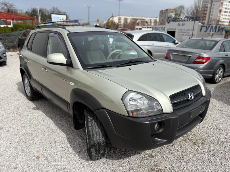 Hyundai Tucson 2.0i/4x4/газов инжекцион, снимка 3 - Автомобили и джипове - 49493075