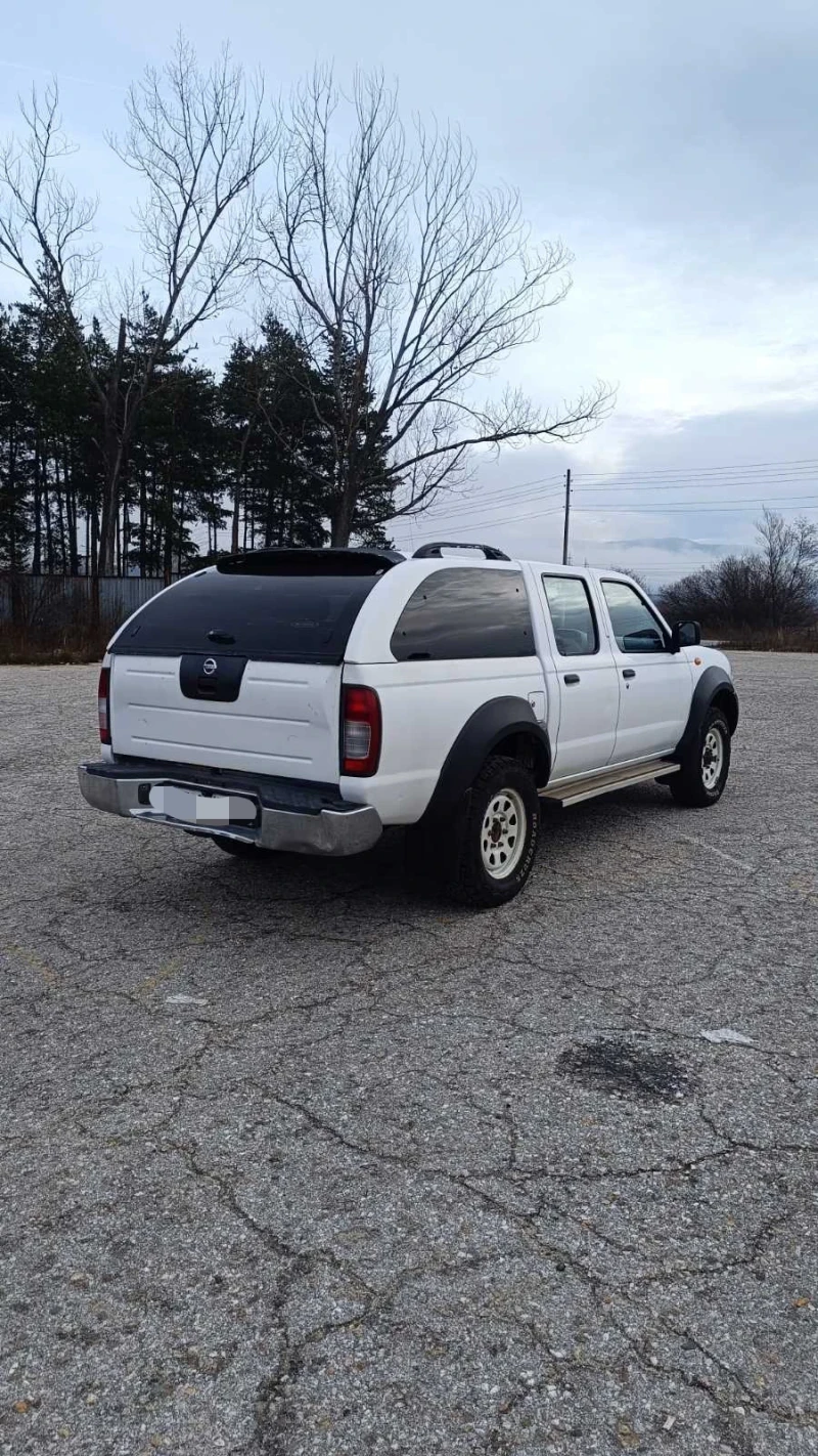 Nissan Navara, снимка 5 - Автомобили и джипове - 52725102