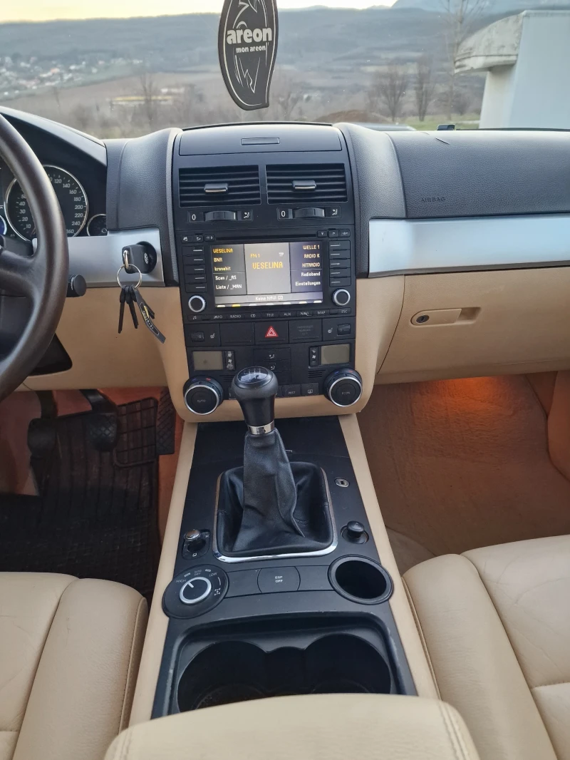 VW Touareg 2.5 TDI 4MOTION, снимка 9 - Автомобили и джипове - 52794873