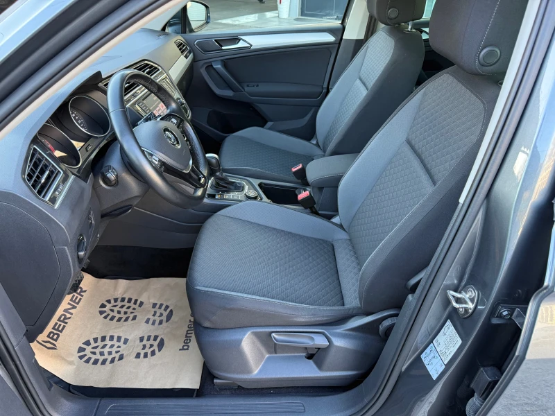 VW Tiguan 2.0TDI 4Motion, снимка 9 - Автомобили и джипове - 52929067
