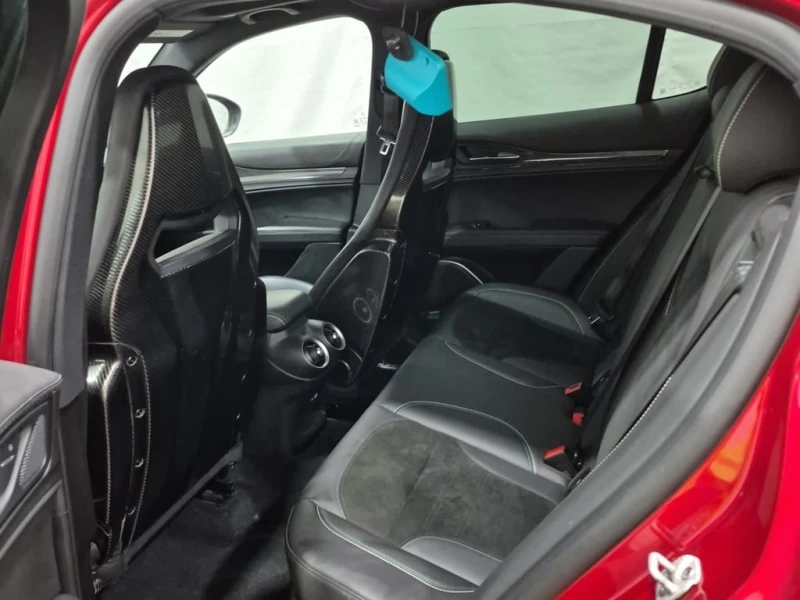 Alfa Romeo Stelvio * QUADRIFOGLIO * CARFAX * БЕЗ ПЪРВОНАЧАЛНА ВНОСКА, снимка 11 - Автомобили и джипове - 53145543