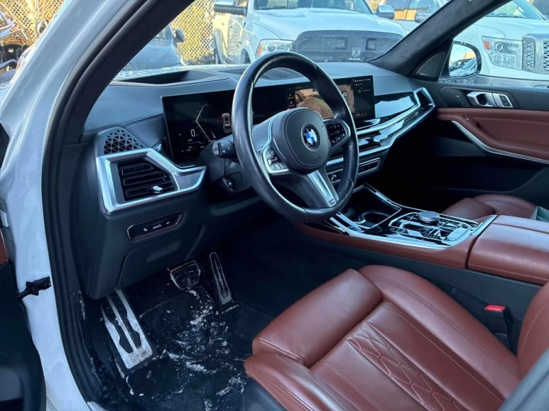 BMW X7 * xDrive40i * 360  * Harman * M Sport * Pano * , снимка 5 - Автомобили и джипове - 53345644