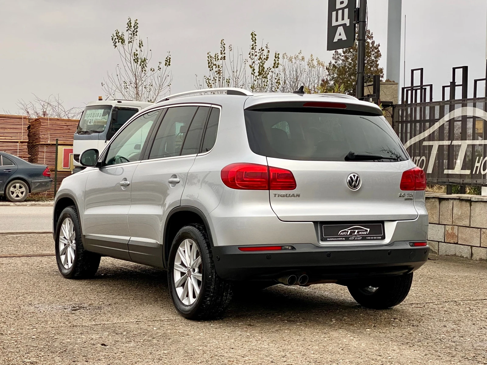 VW Tiguan 2.0TDI* 4Motion* Pano* Камера* Key GO*  - изображение 4