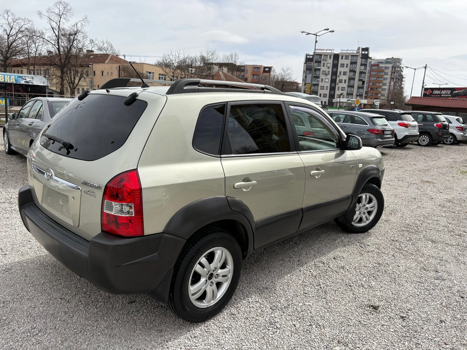Hyundai Tucson 2.0i/4x4/газов инжекцион - изображение 7
