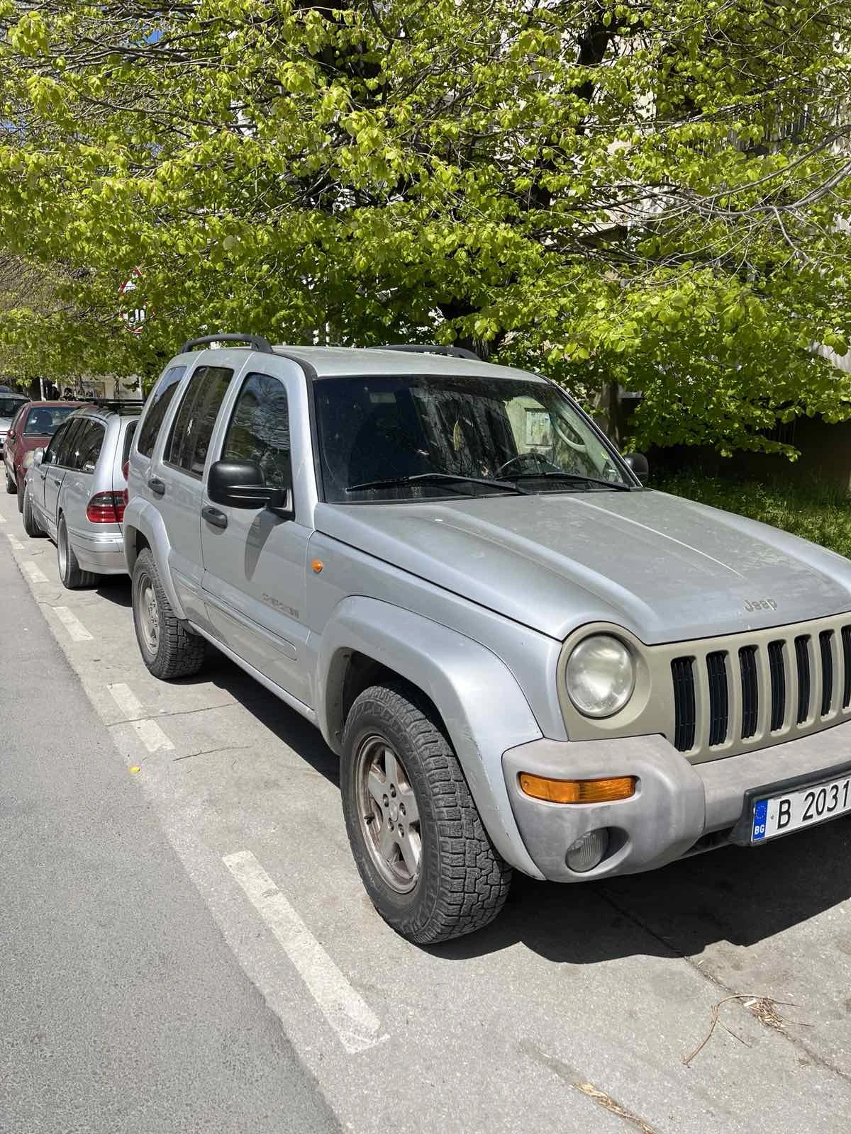 Jeep Cherokee  - изображение 2