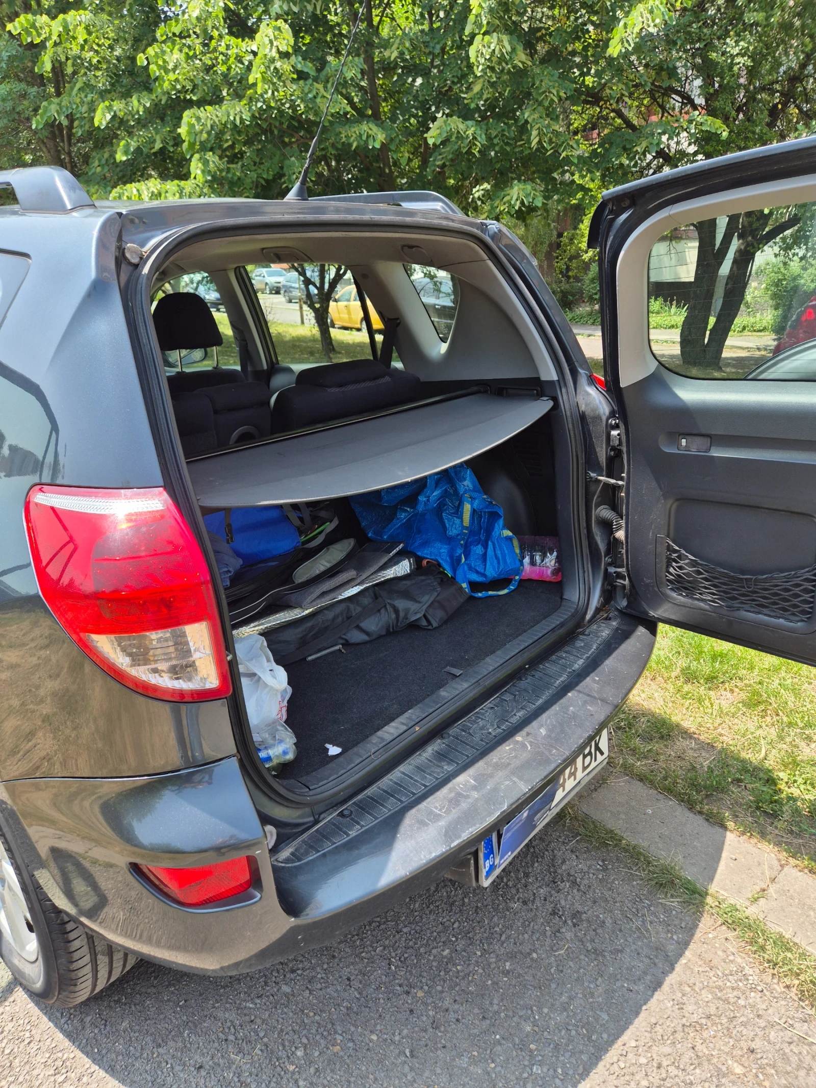 Toyota Rav4 2.2 D4D - изображение 8