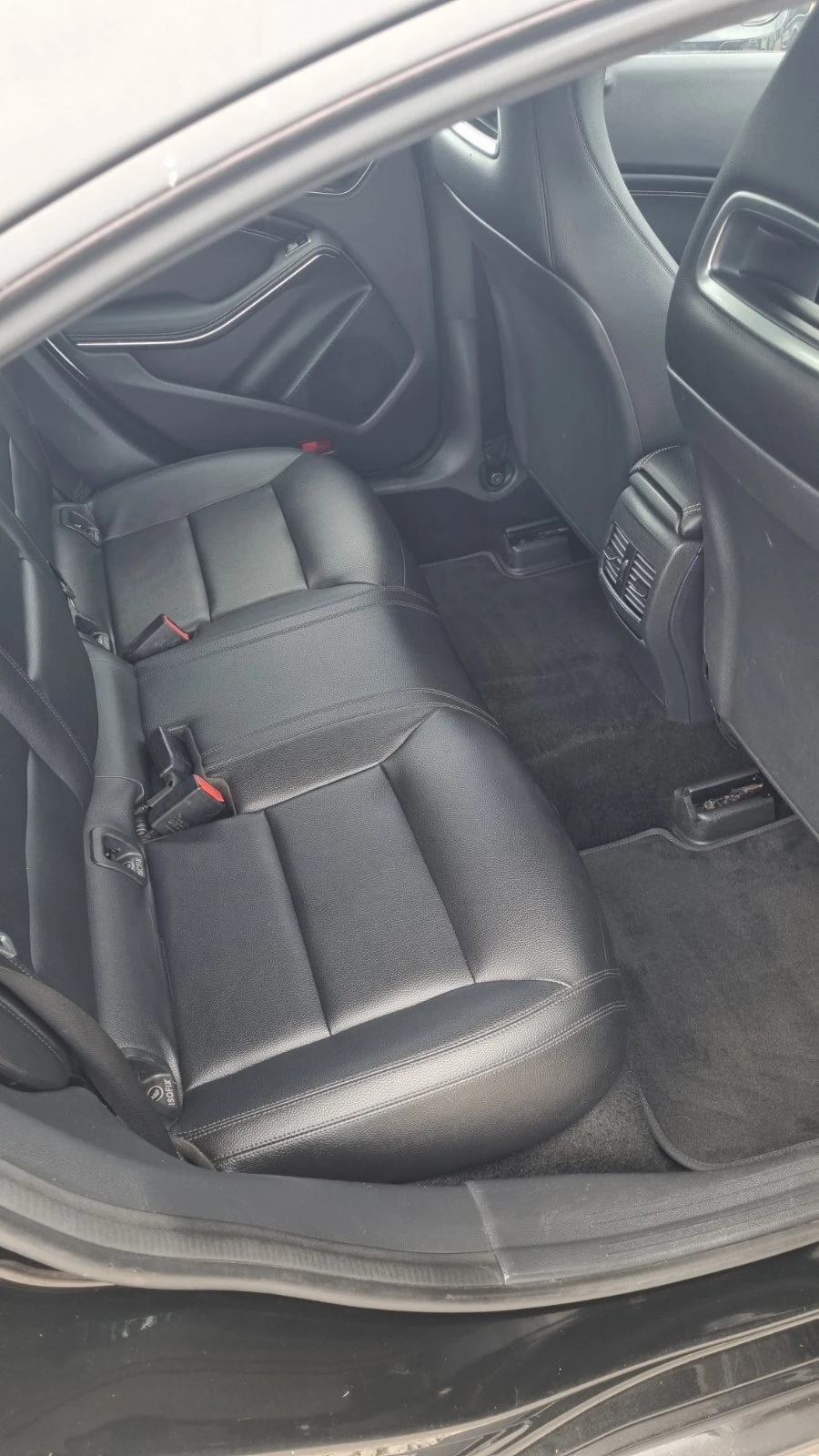 Mercedes-Benz CLA 250  - изображение 10