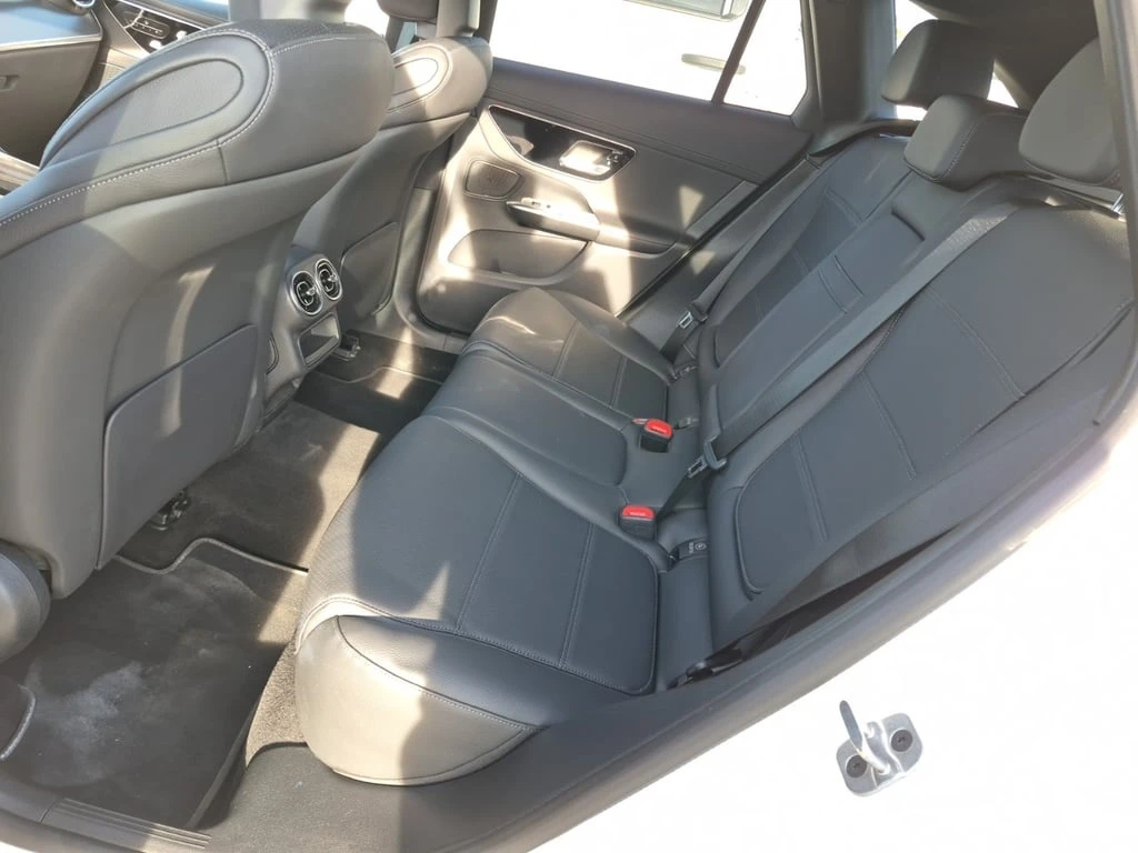 Mercedes-Benz GLC 300 * CARFAX * БЕЗ ПЪРВОНАЧАЛНА ВНОСКА - изображение 10