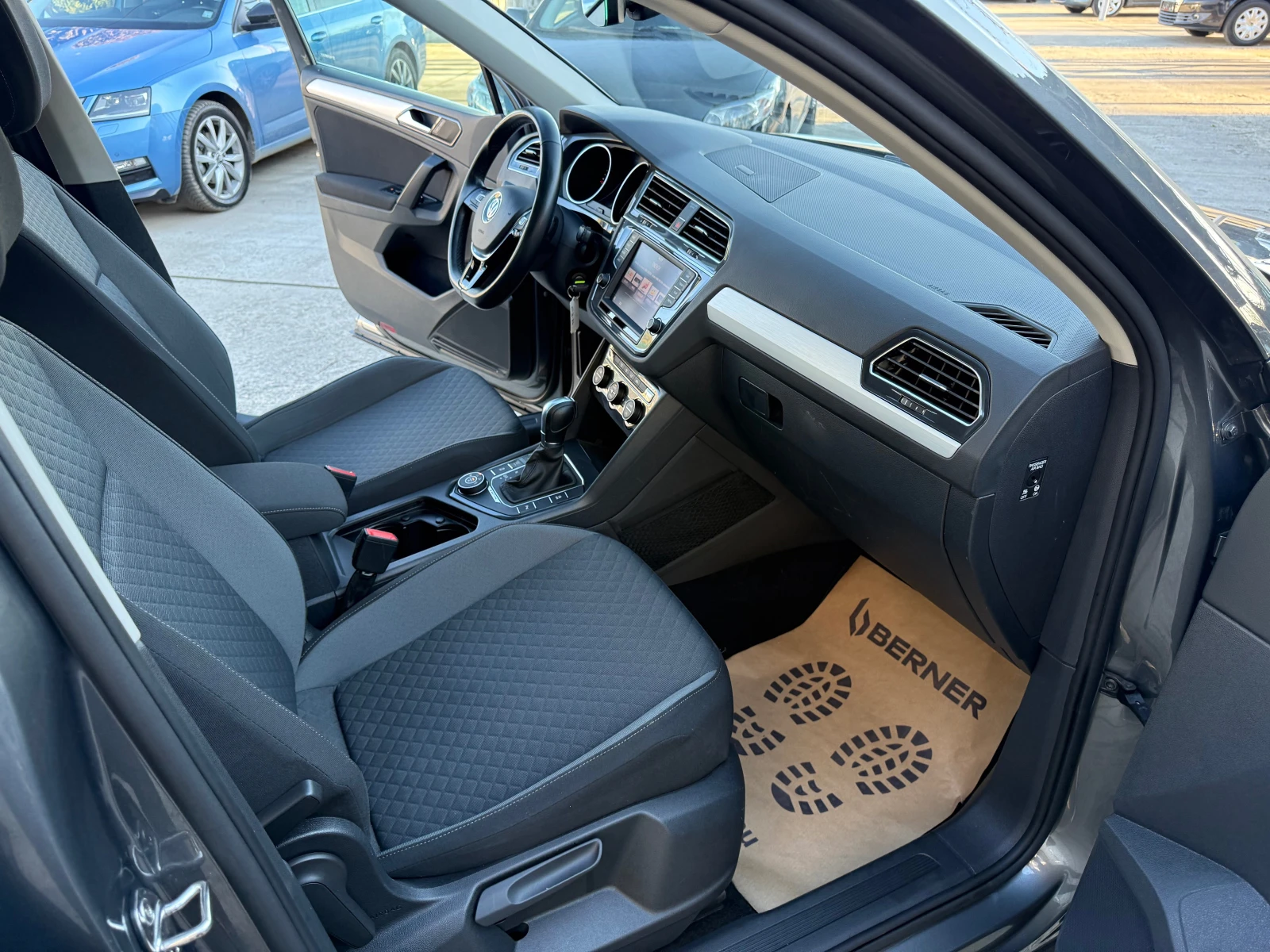 VW Tiguan 2.0TDI 4Motion | Mobile.bg � ����������� 12