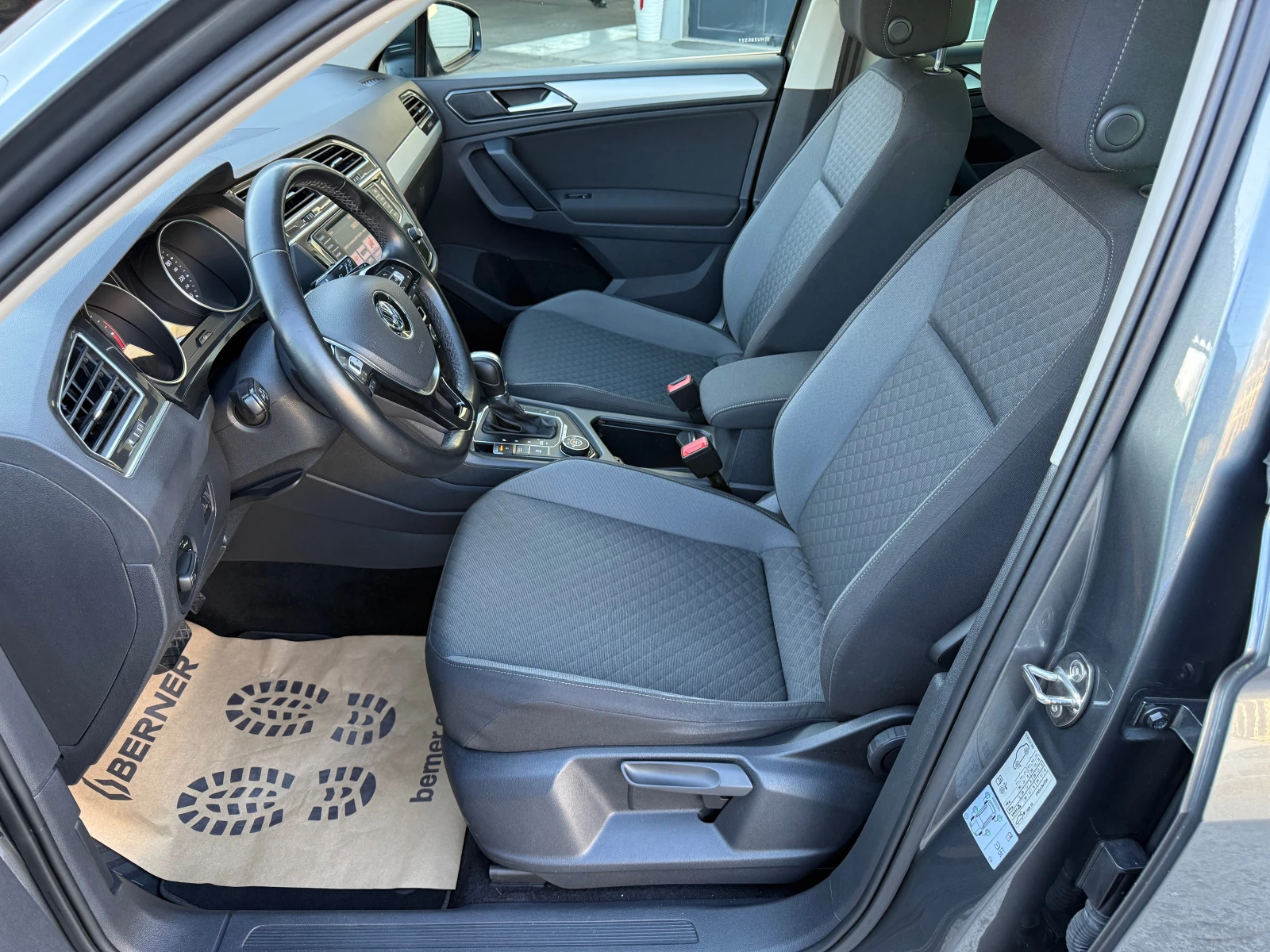 VW Tiguan 2.0TDI 4Motion - изображение 9